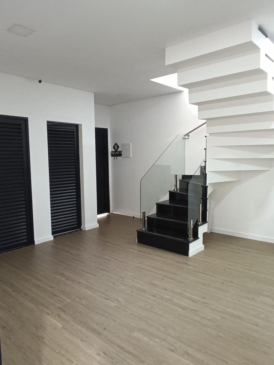 Equipe de campo realizando manutenção preventiva